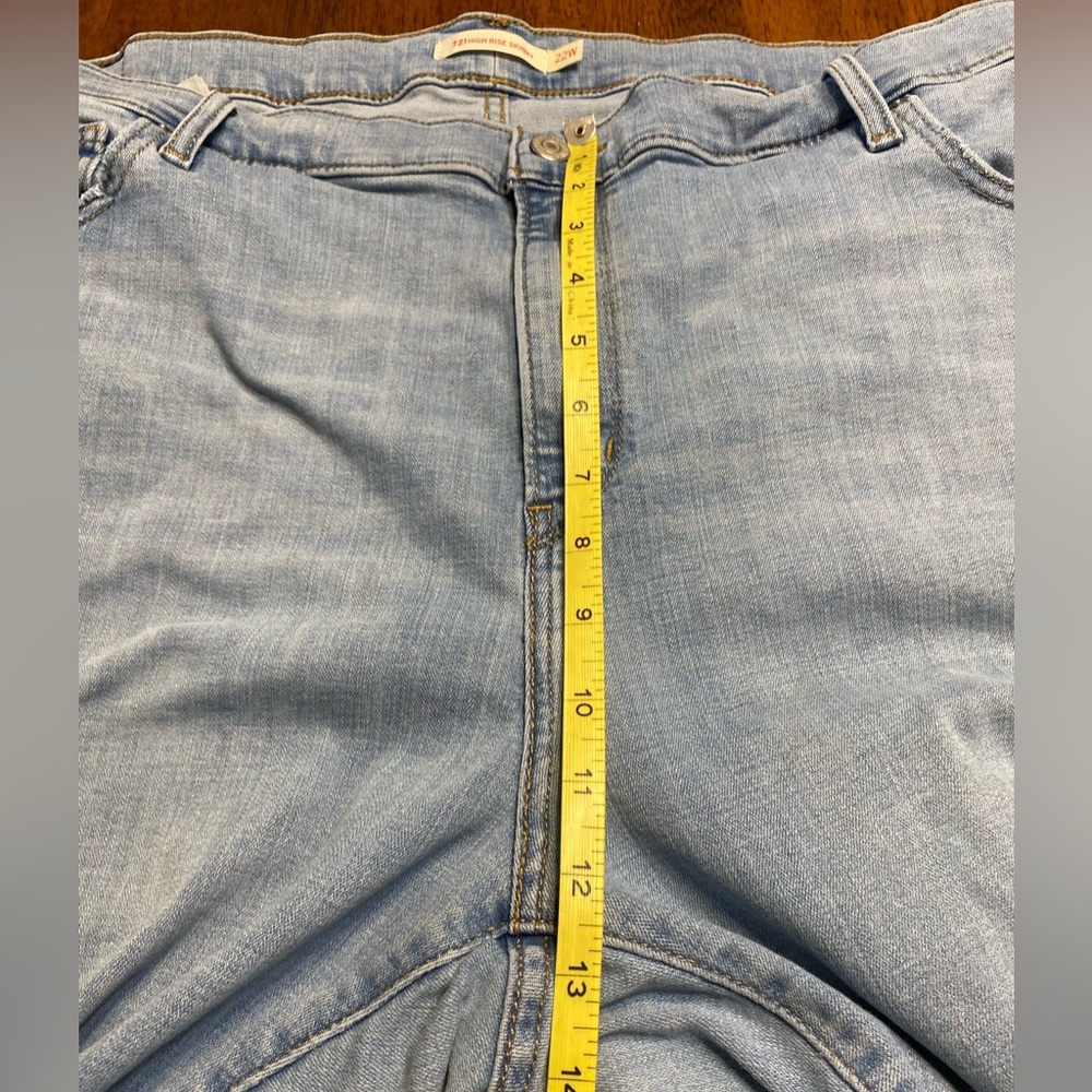 Levi’s 721 high-rise skinny distressed jeans. Size 22W ￼ - Picture 7 of 12